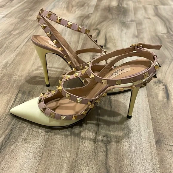 NWT VALENTINO GARAVANI PATENT ROCKSTUD CAGED PUMP 100MM - Picture 4 of 10